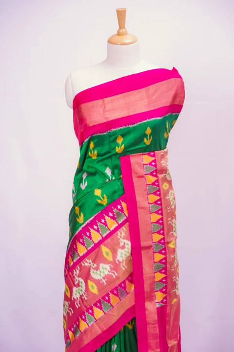 Green Multi Colour Pochampally Ikkat Print With Contrast Pallu Border And Blouse