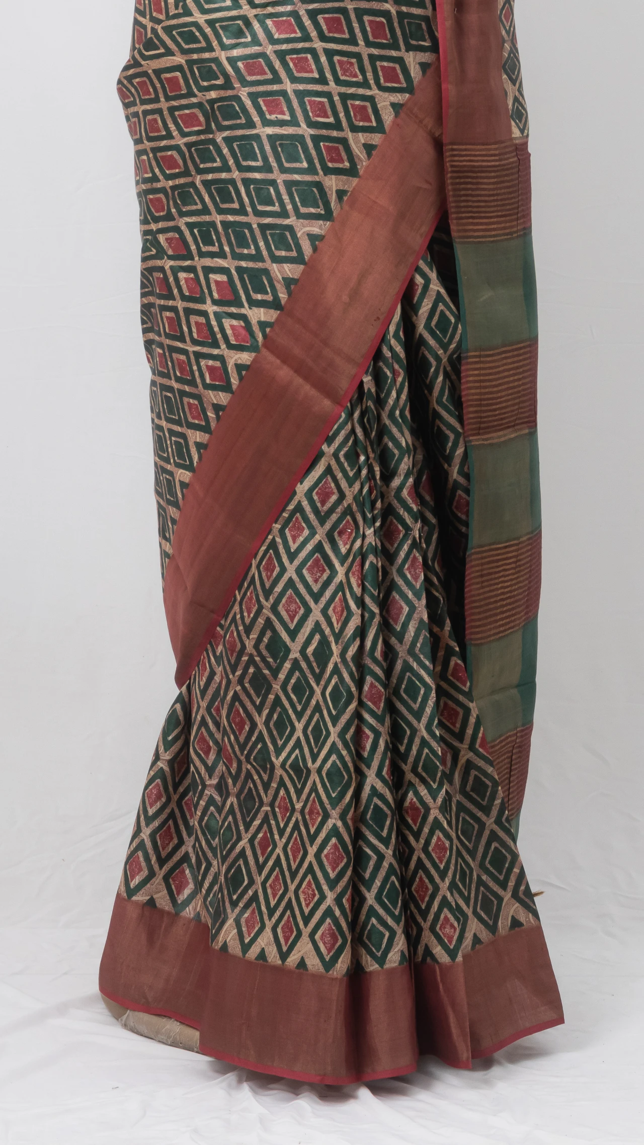 Multicolour Geometrical Design Tussar Silk Saree With Flat Brown Border