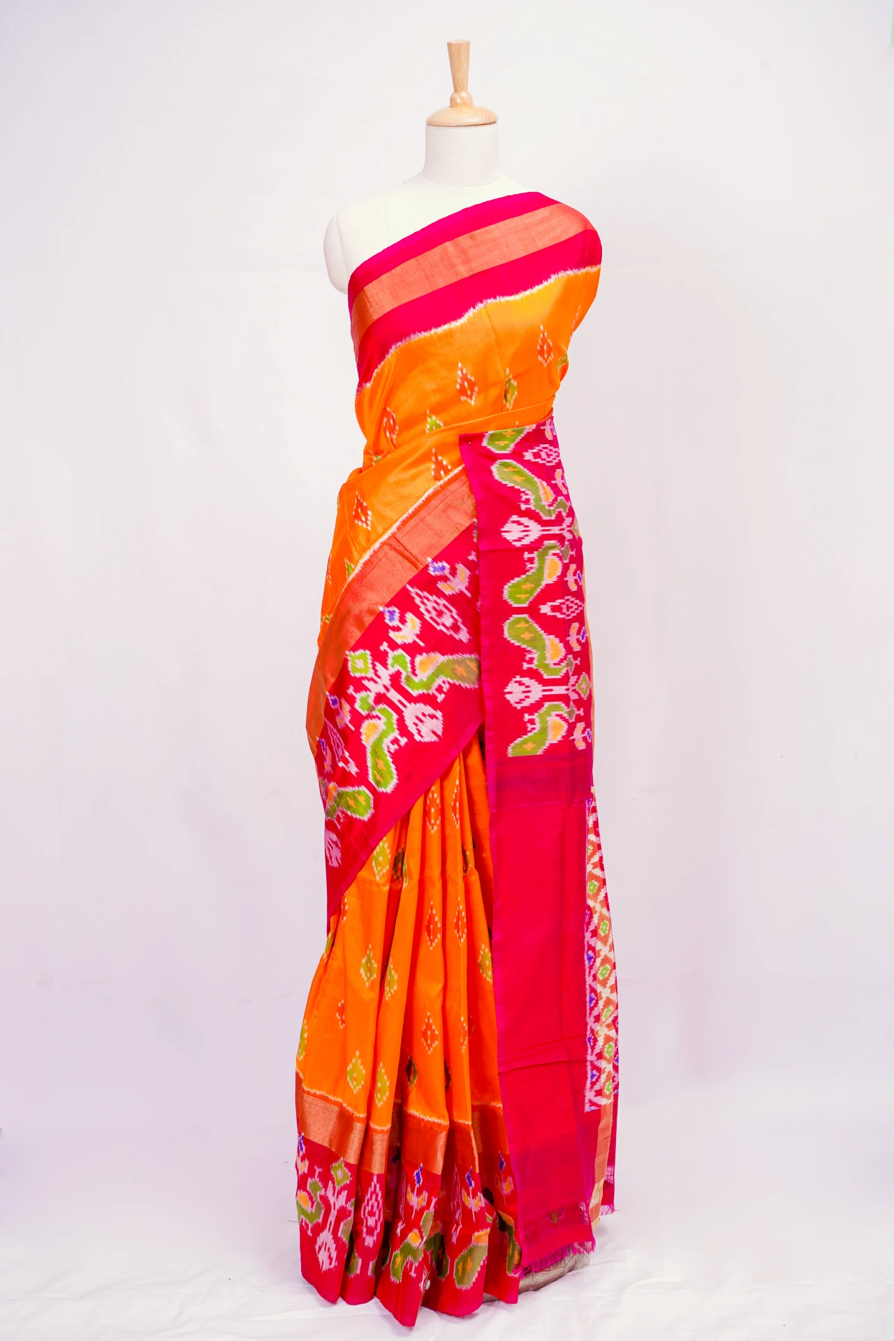 Orange Pure Soft Silk Pochampally Ikkat  Print With Contrast Pallu Border And Blouse