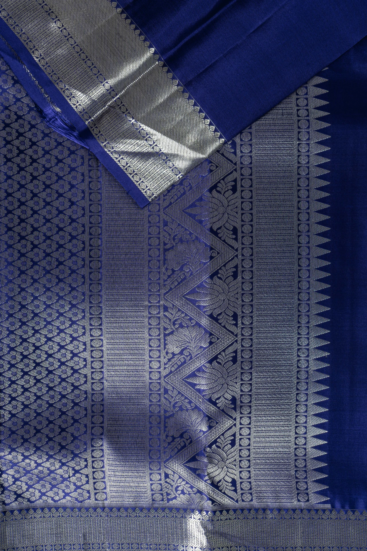 Parrot Green Pure Kanchivaram Silk With Silver Zari Brocade 