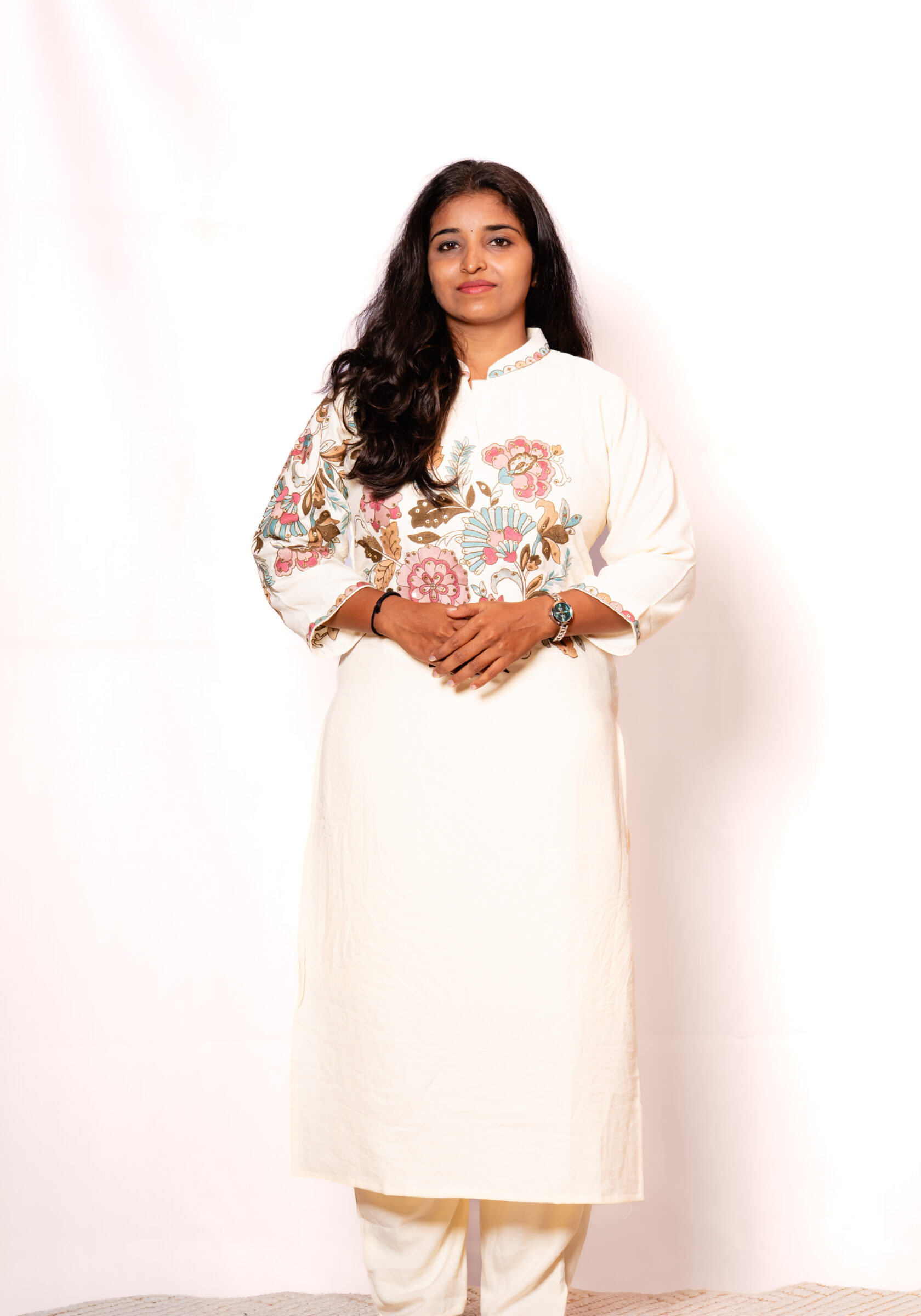 White Embroidery Kurti Set White Embroidery Kurti Set