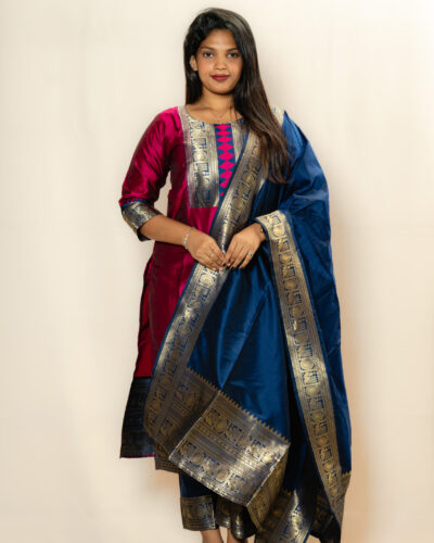Magenta Contrast Kurti Set
